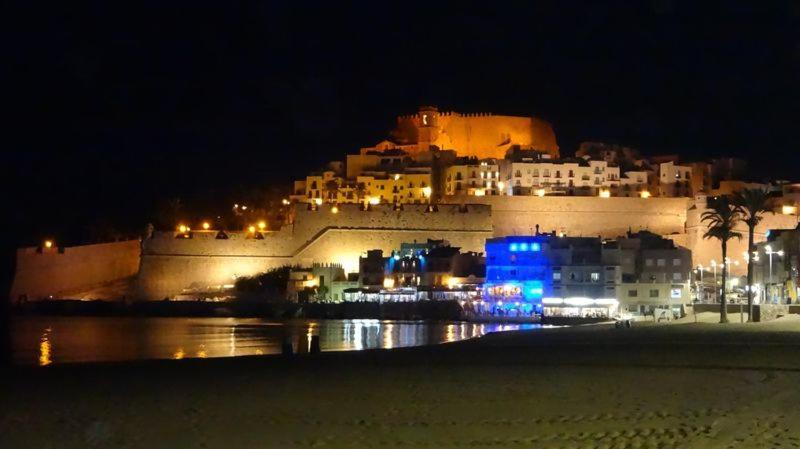 Canta el viento Peñíscola Exterior foto